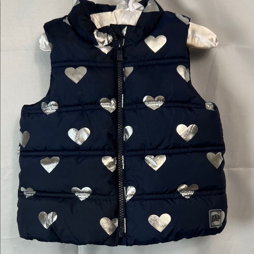 Baby GAP Navy Blue puffer vest with silver hearts size 18-24 months